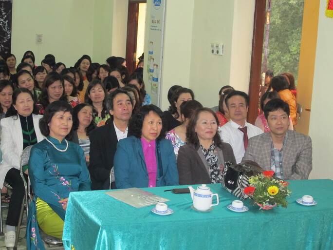 Kỉ niệm ngày Quốc tế Phụ nữ 08/03/2012